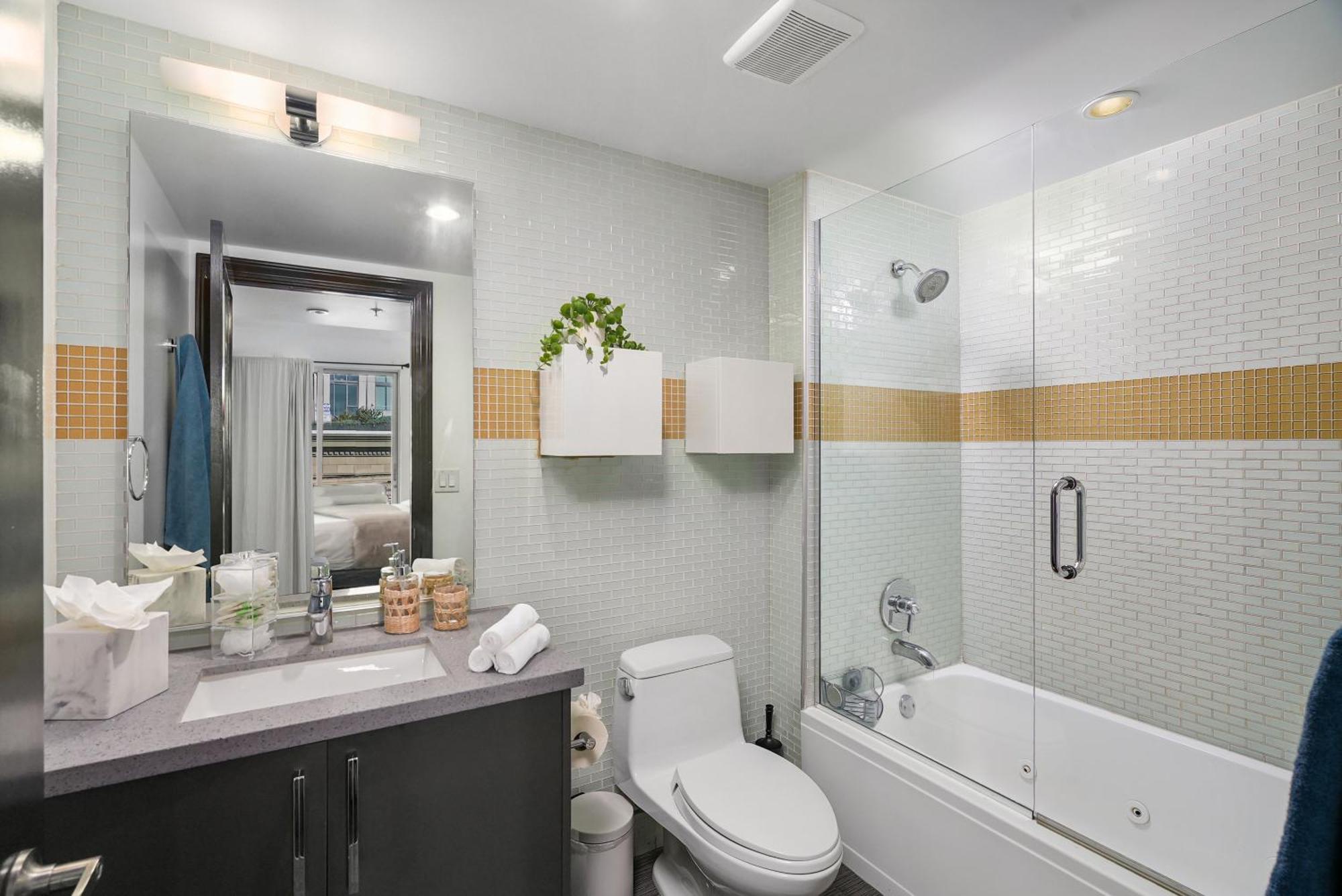 Audemar Boutique Hotel And Apartment Homes Лос-Анджелес Экстерьер фото