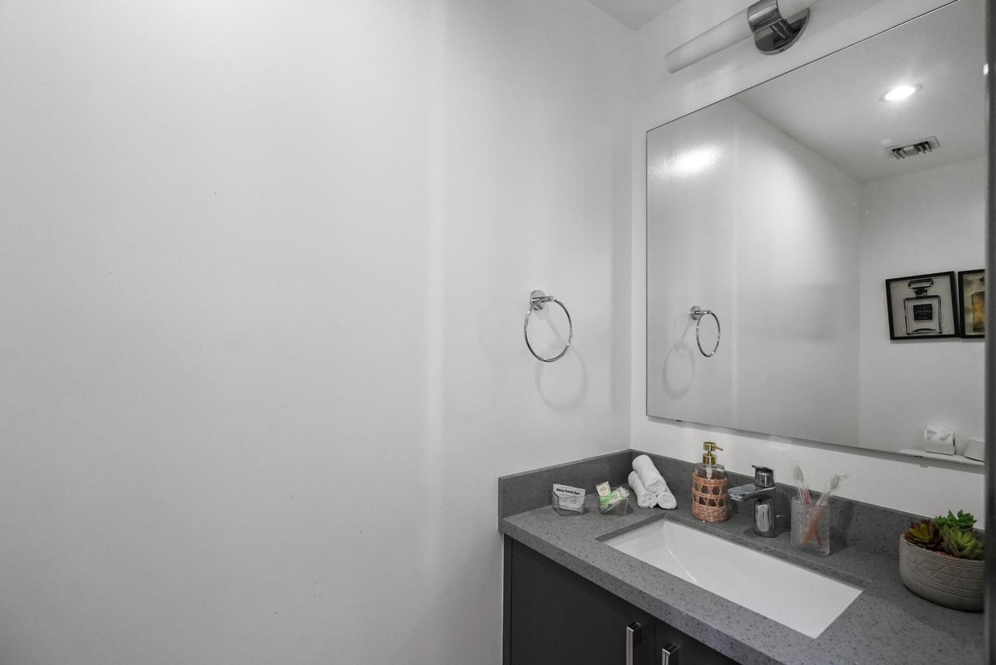 Audemar Boutique Hotel And Apartment Homes Лос-Анджелес Экстерьер фото